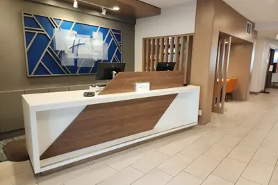 Photo 3 - Holiday Inn Express Hotel & Suites Idaho Falls by IHG