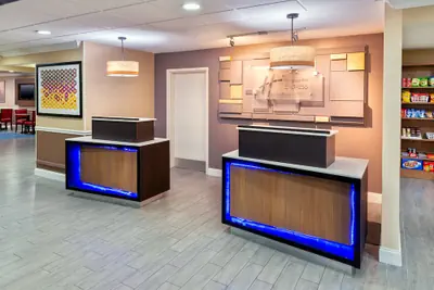 Photo 3 - Holiday Inn Express & Suites Naples North - Bonita Springs by IHG