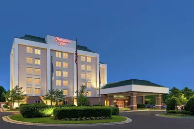 Photo 2 - Hampton Inn Dulles - Cascades