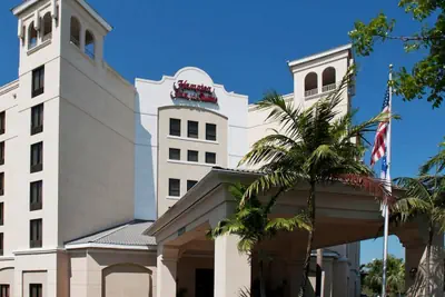Photo 2 - Hampton Inn & Suites by Hilton Miami-Doral/Dolphin Mall