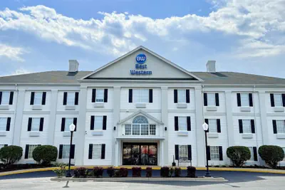 Photo 2 - Best Western of Crestview