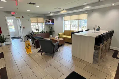 Photo 5 - MainStay Suites Sterling near Dulles Town Center