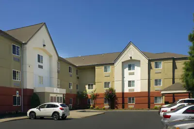 Photo 2 - Candlewood Suites Richmond-South by IHG