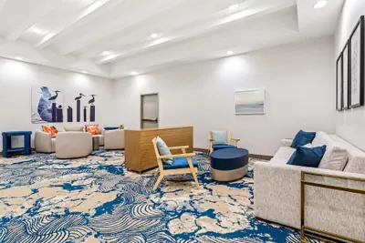Photo 4 - Hampton Inn & Suites St. Petersburg/Downtown