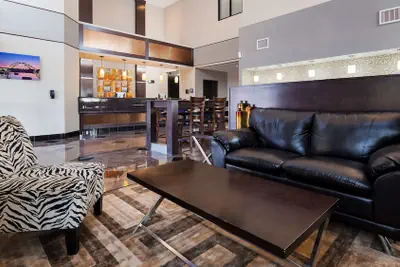 Photo 4 - Best Western Inn & Suites - Lake Charles