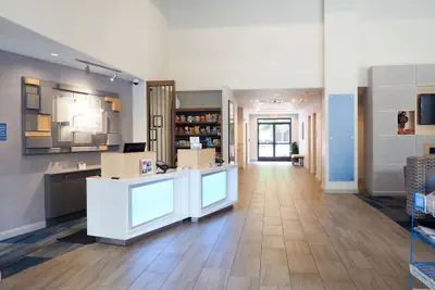Photo 3 - Holiday Inn Express & Suites Blacksburg - University Area by IHG