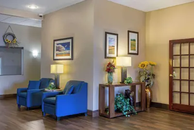 Photo 4 - Comfort Inn & Suites Pittsburg KS