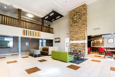 Photo 2 - Country Inn & Suites by Radisson, South Haven, MI