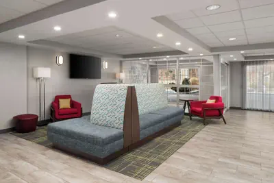 Photo 3 - Hampton Inn Sturbridge
