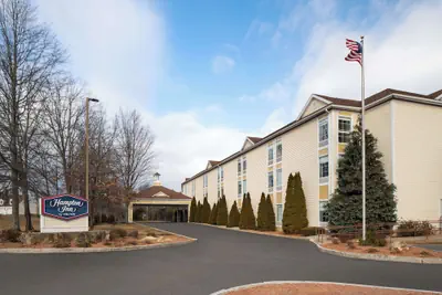 Photo 2 - Hampton Inn Sturbridge