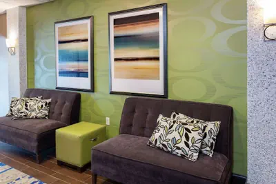 Photo 3 - Hampton Inn East Lansing