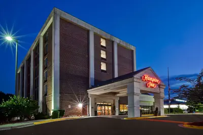 Photo 2 - Hampton Inn College Park