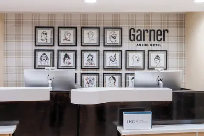 Photo 2 - Garner Hotel Warren Northwest by IHG