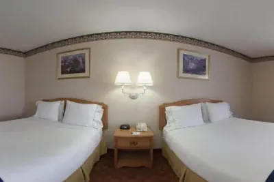 Photo 5 - Holiday Inn Express & Suites Wauseon by IHG
