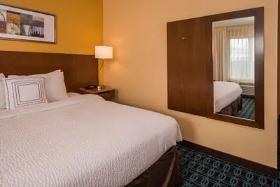 Photo 3 - Fairfield Inn & Suites Dulles Airport Chantilly