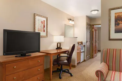 Photo 5 - Country Inn & Suites by Radisson, Sycamore, IL
