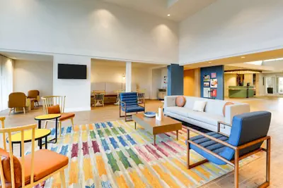 Photo 4 - Sonesta Select San Francisco Airport Oyster Point Waterfront