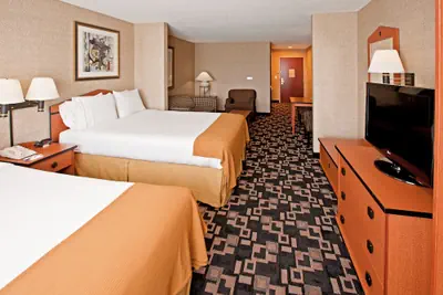 Photo 5 - Holiday Inn Express Hotel & Suites Greenwood by IHG