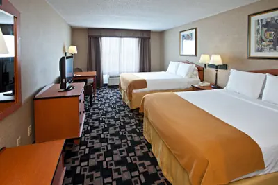 Photo 3 - Holiday Inn Express Hotel & Suites Greenwood by IHG