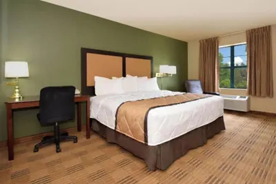 Photo 5 - Studio 6 Corporate Extended Stay Chicago Lisle IL