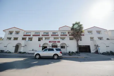 Photo 2 - Old Town Western Inn & Suites