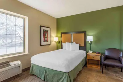 Photo 5 - Studio 6 Extended Stay Chicago Vernon Hills Lincolnshire IL