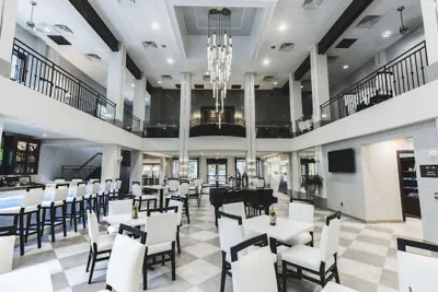 Photo 4 - Hampton Inn & Suites Fairfield