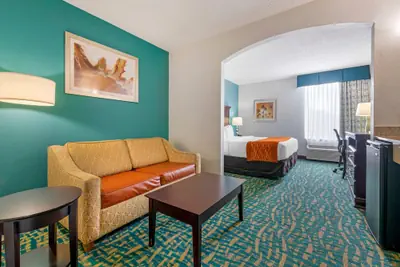 Photo 4 - Comfort Inn & Suites Fort Lauderdale West Turnpike