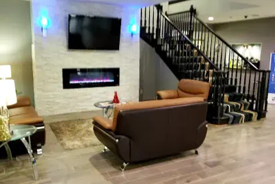 Photo 3 - Quality Inn & Suites Cincinnati Sharonville