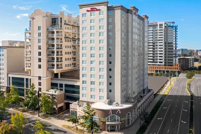 Photo 2 - Hilton Garden Inn Charlotte Uptown