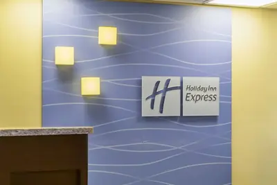 Photo 3 - Holiday Inn Express Hotel & Suites Mt. Holly by IHG