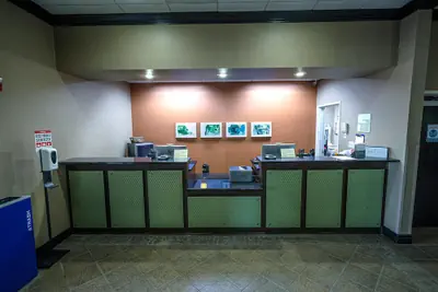 Photo 3 - SureStay by Best Western Lexington
