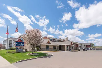 Photo 2 - AmericInn by Wyndham Fargo West Acres