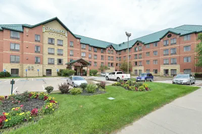 Photo 2 - Staybridge Suites West Des Moines by IHG