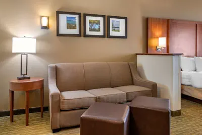 Photo 5 - Comfort Suites Elkhart North