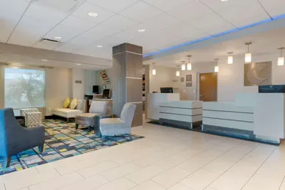Photo 4 - Comfort Inn & Suites Melbourne-Viera
