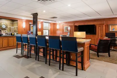 Photo 3 - Comfort Inn & Suites Little Rock Airport