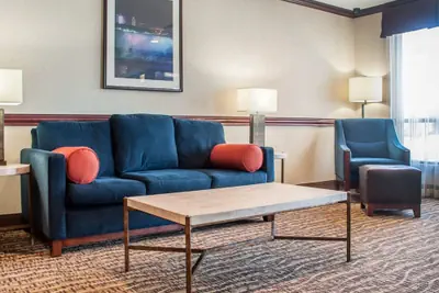 Photo 4 - Quality Inn Near Walden Galleria Mall