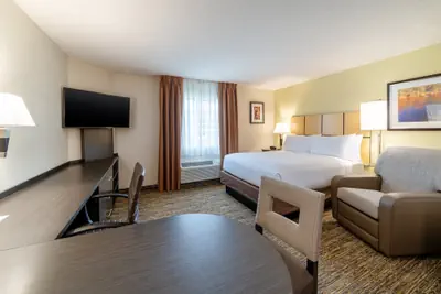 Photo 5 - Candlewood Suites Herndon by IHG