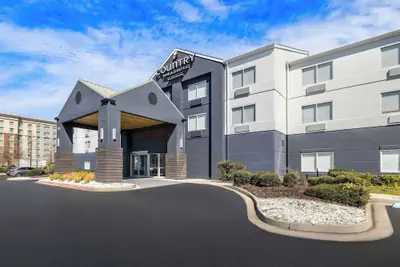 Photo 2 - Country Inn & Suites by Radisson, LSU/Medical Corridor