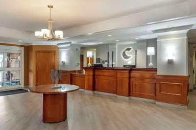 Photo 3 - Comfort Inn & Suites Hadley - Amherst
