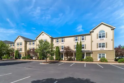 Photo 2 - Comfort Inn & Suites Hadley - Amherst