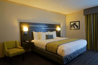 Photo 4 - Best Western Plus Morristown Conference Center Hotel