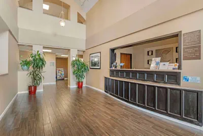 Photo 4 - Comfort Inn Lathrop - Stockton Airport
