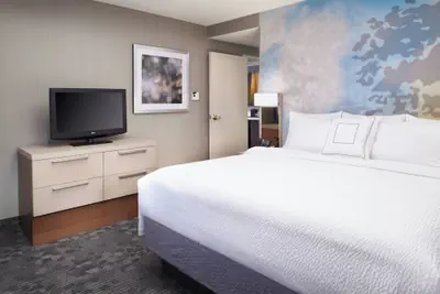 Photo 4 - Courtyard by Marriott Cleveland Independence