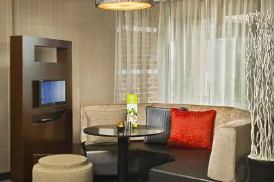 Photo 4 - Courtyard by Marriott Dulles Town Center