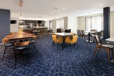 Photo 5 - Courtyard by Marriott Dallas Plano in Legacy Park
