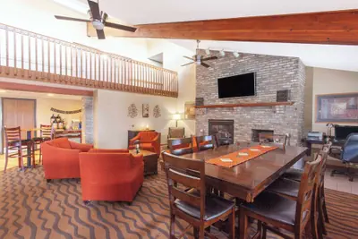 Photo 4 - AmericInn by Wyndham St. Cloud MN I-94