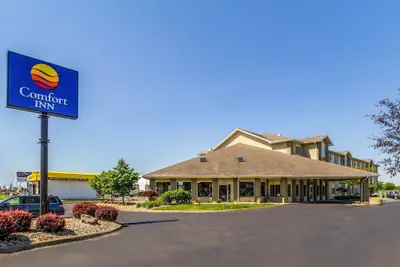 Photo 2 - Comfort Inn Norwalk - Sandusky