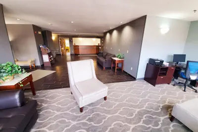 Photo 5 - Americas Best Value Inn & Suites Racine
